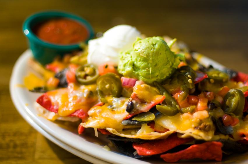 nachos con guacamole